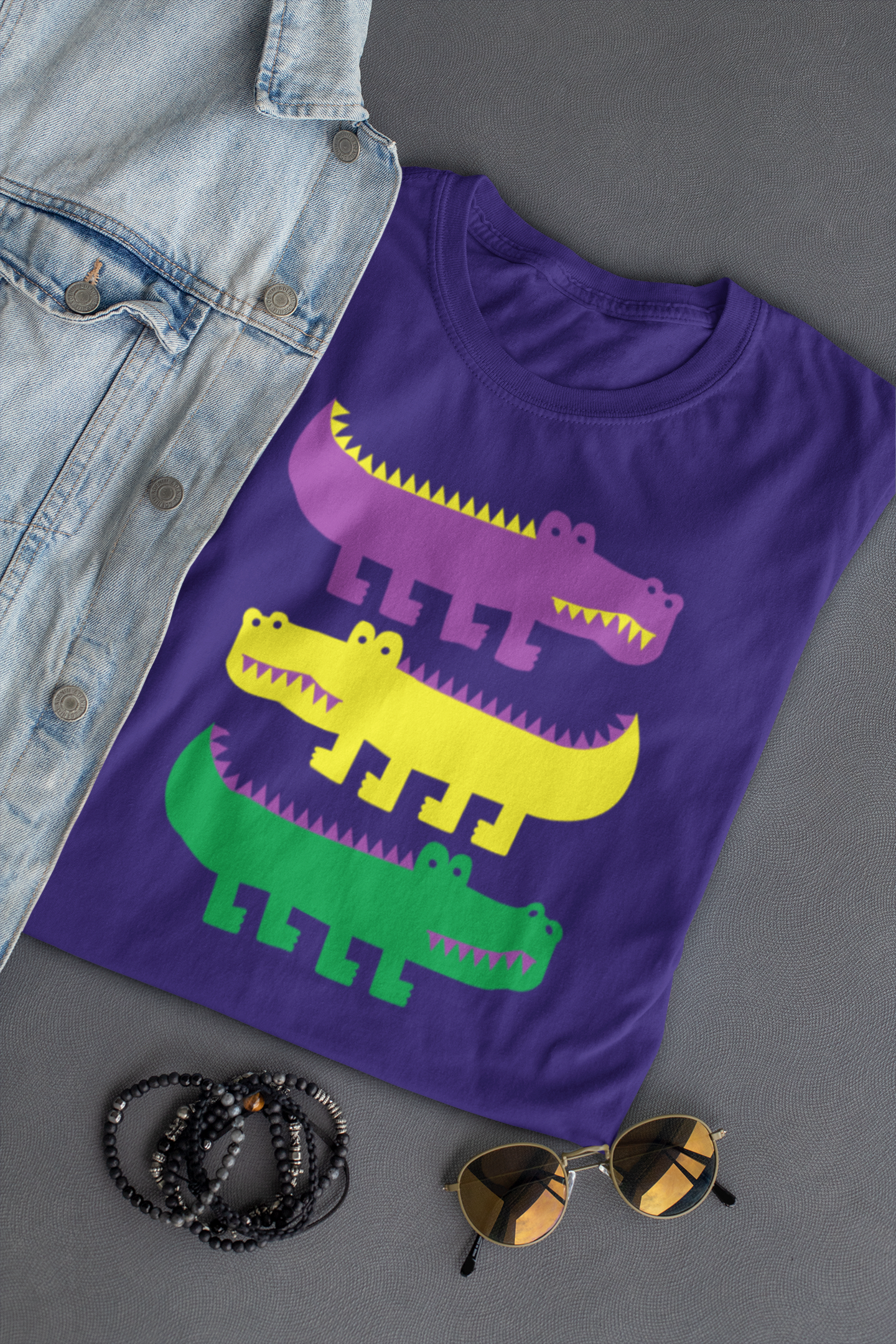 Mardi Gras Alligator Crocodile New Orleans 2023 Graphic Tee